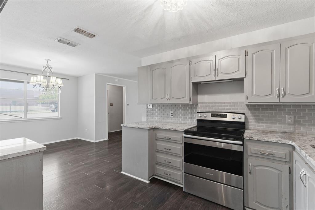Royal Oaks - Residential