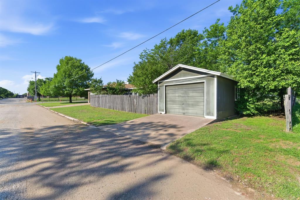 Royal Oaks - Residential