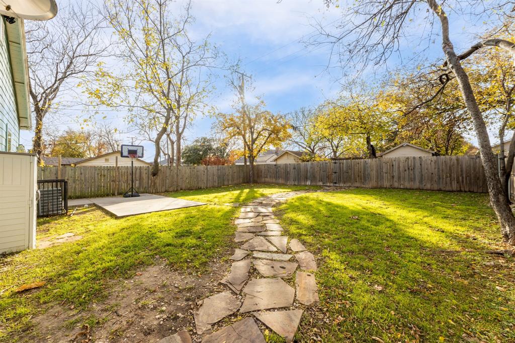 Smith L R - Residential