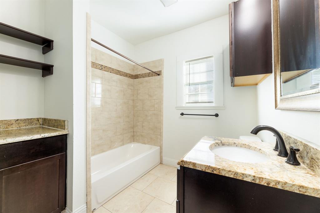 Smith L R - Residential