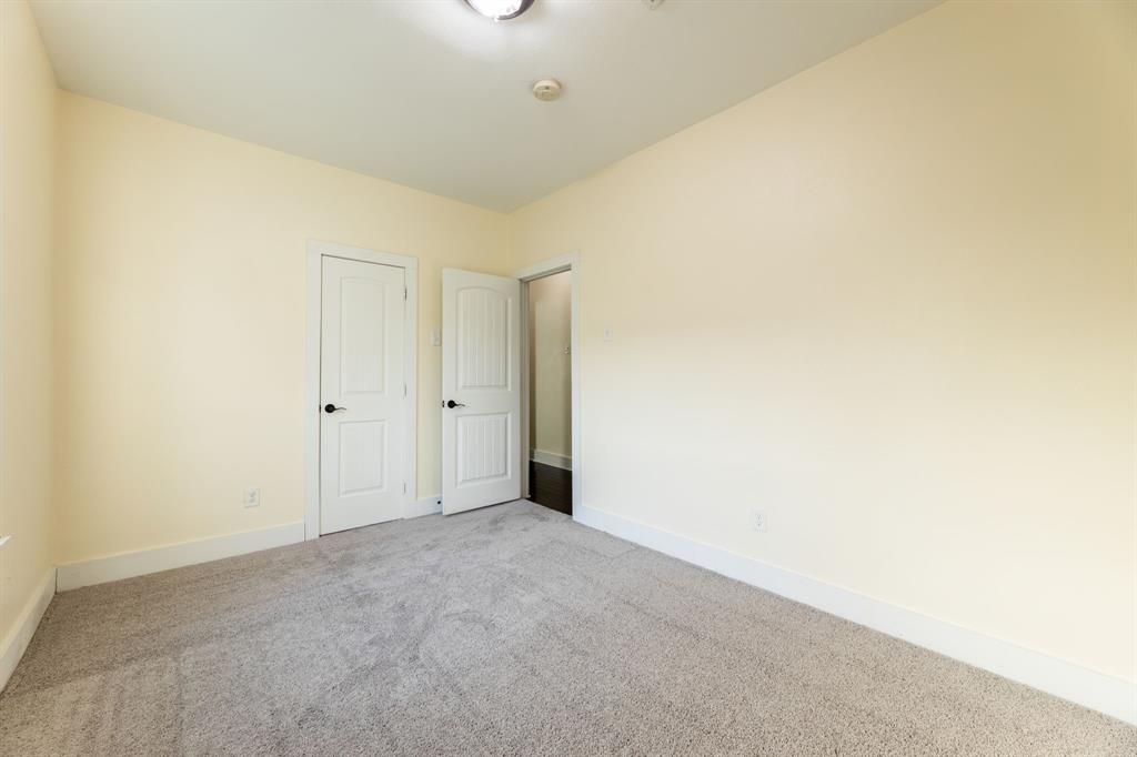 Smith L R - Residential