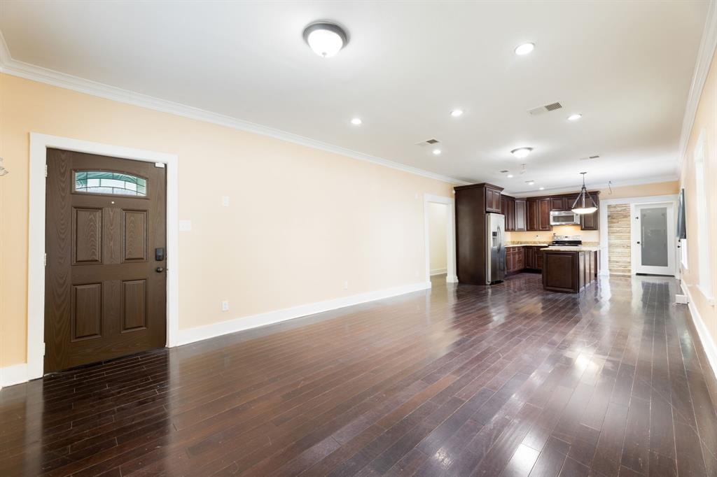 Smith L R - Residential