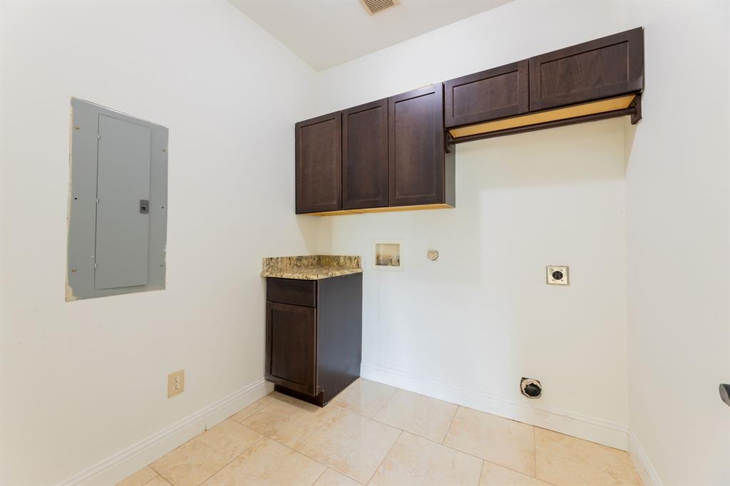 Smith L R - Residential