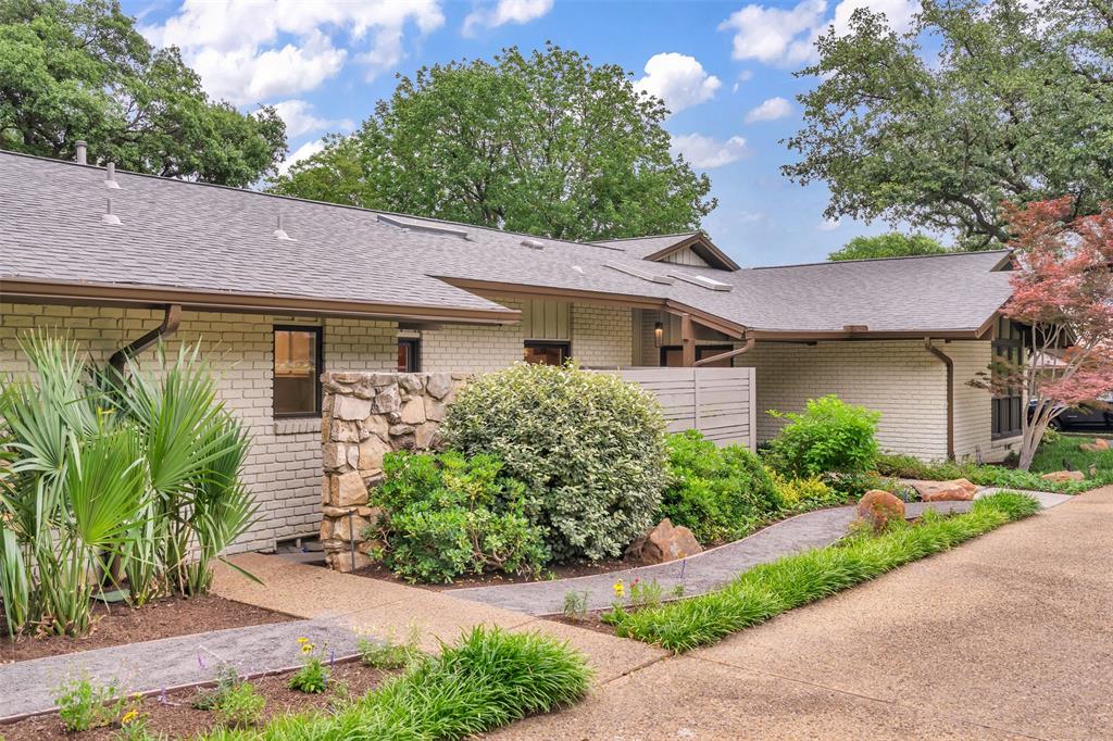 6943 Prestonshire Lane