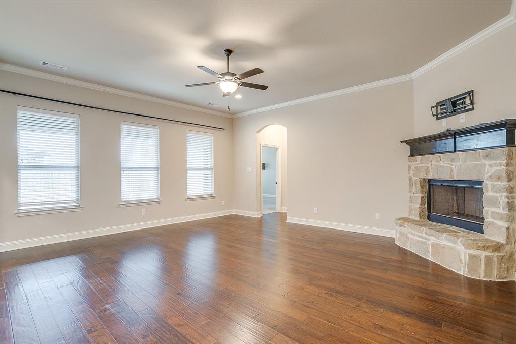 Willow Crk Xing - Residential