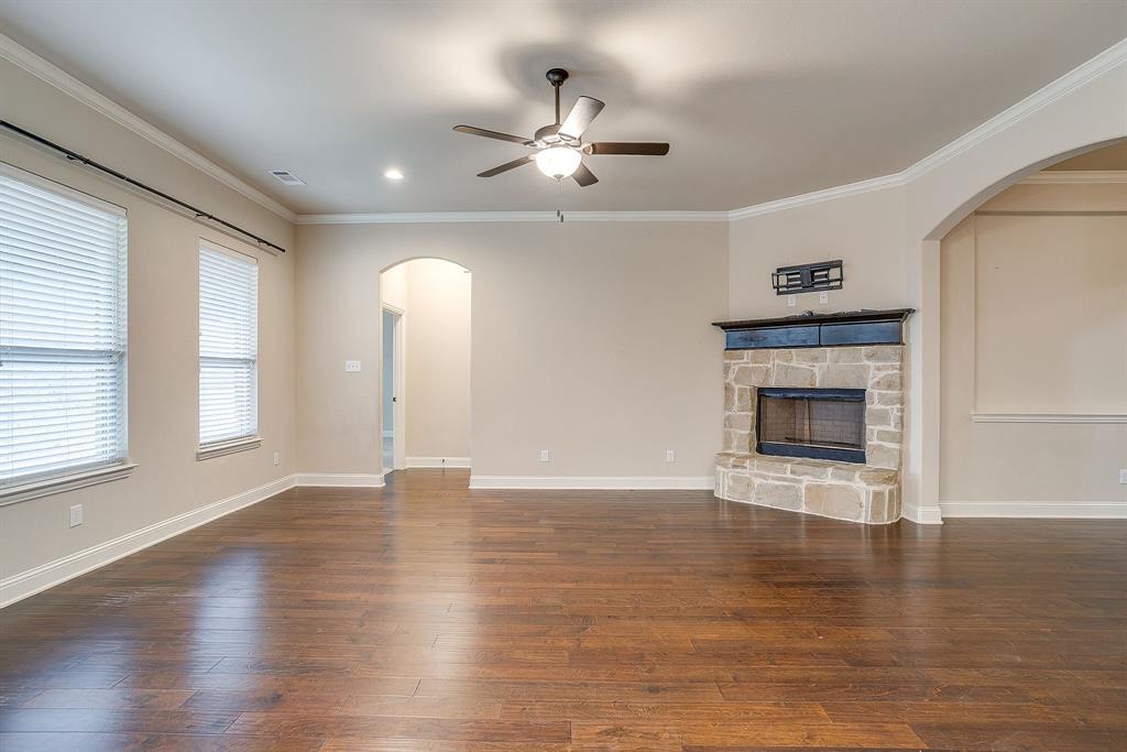 Willow Crk Xing - Residential