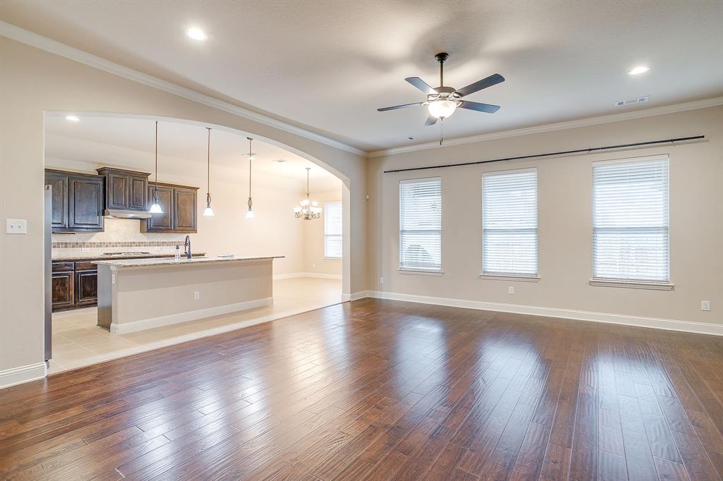 Willow Crk Xing - Residential