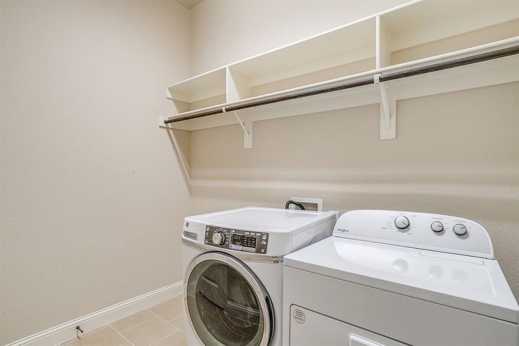 Willow Crk Xing - Residential