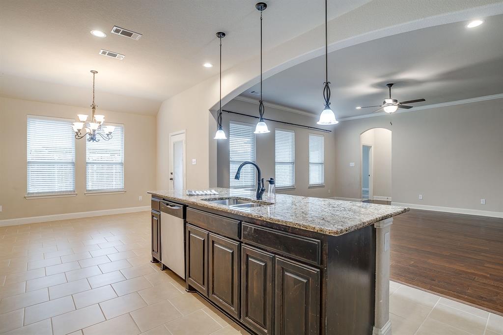 Willow Crk Xing - Residential