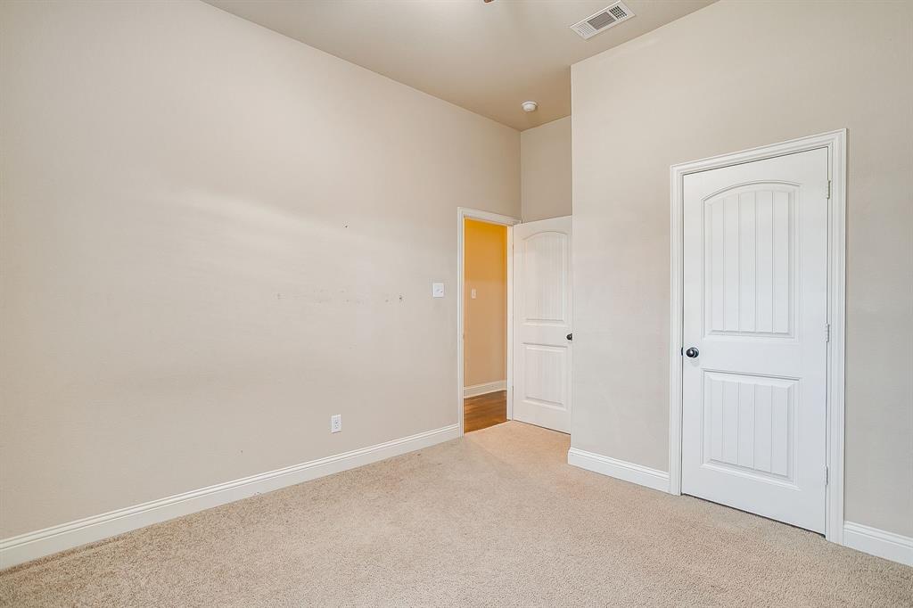 Willow Crk Xing - Residential