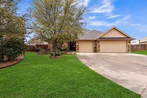 Photo of 108 Lauren Court, Joshua, TX 76058 (MLS # 21204503)