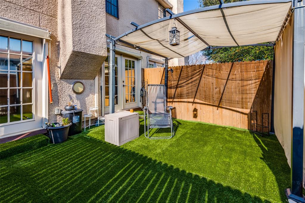 Hartford Place Condo - Residential