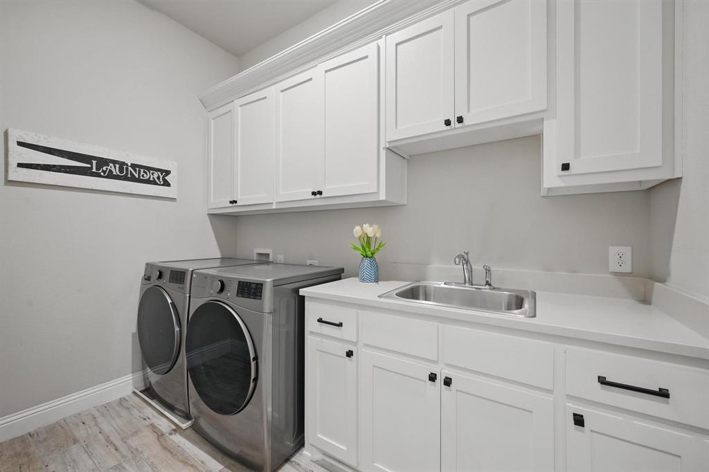 Creekside - Residential