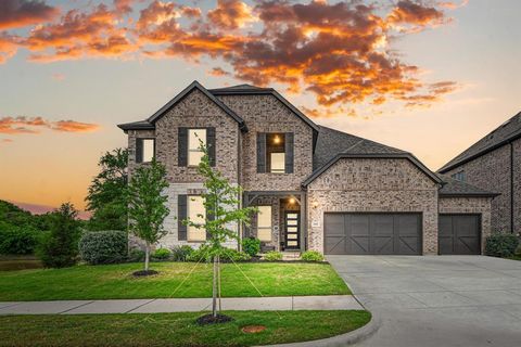 1008 Fallbrook Avenue Denton TX 76210