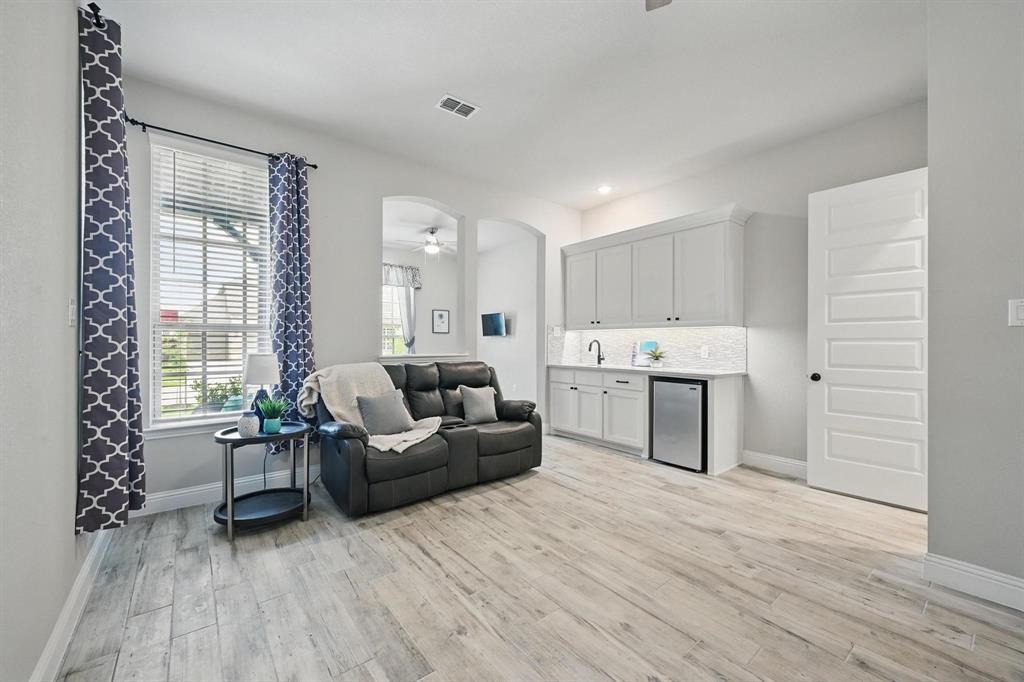 Creekside - Residential