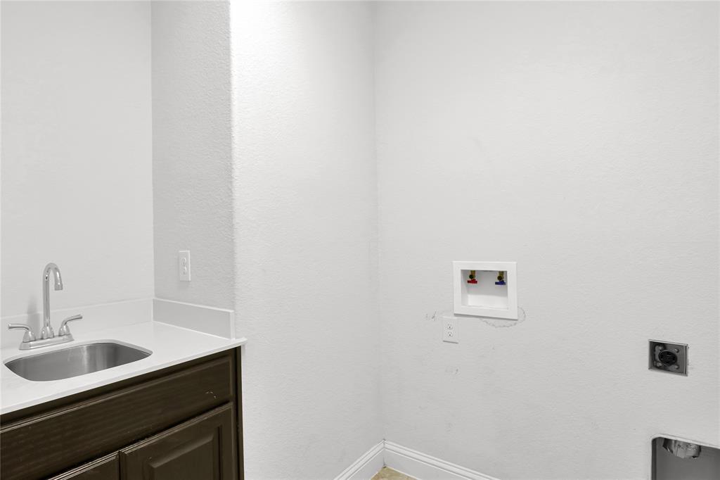 Hills Of Windridge The - Residential