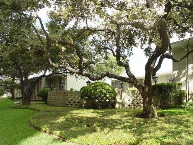 Diamond Head Condos - Residential Lease