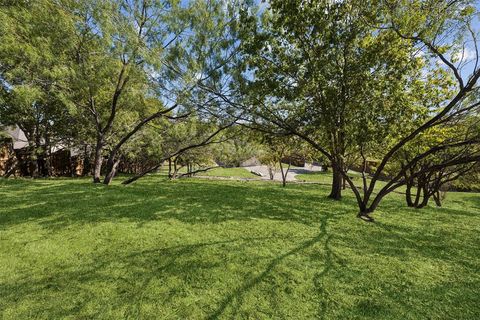 Tiny photo for 9325 Vista Circle, Irving, TX 75063 (MLS # 21197467)