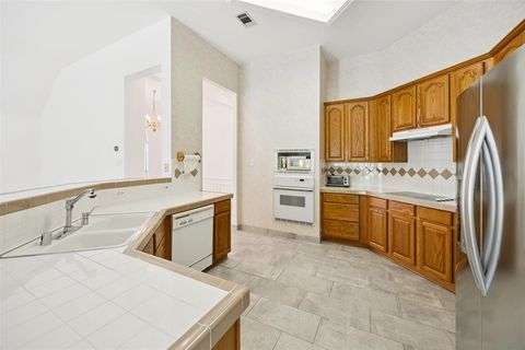 Tiny photo for 9325 Vista Circle, Irving, TX 75063 (MLS # 21197467)