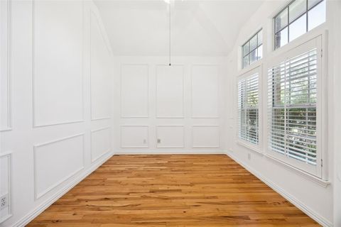 Tiny photo for 9325 Vista Circle, Irving, TX 75063 (MLS # 21197467)