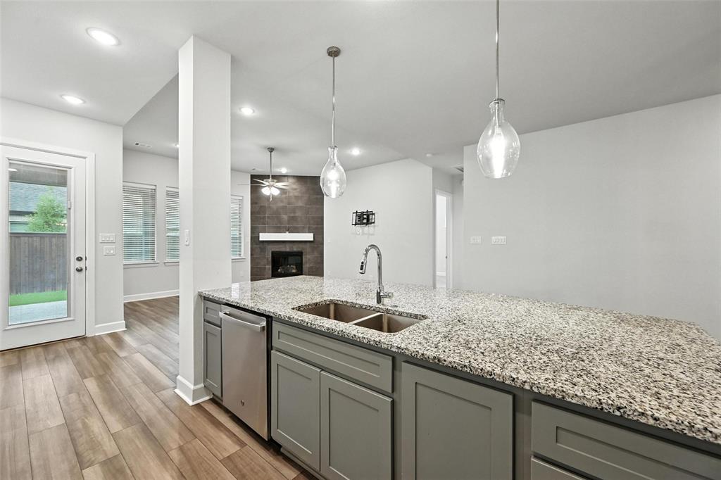 South Pointe Ph 4 - Residential