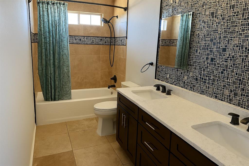 Creek Hollow Estates Ph V - Residential Lease