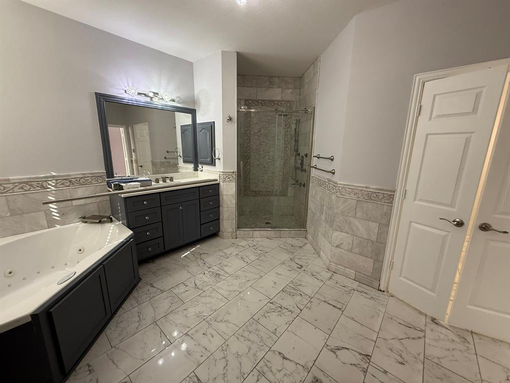 Creek Hollow Estates Ph V - Residential Lease