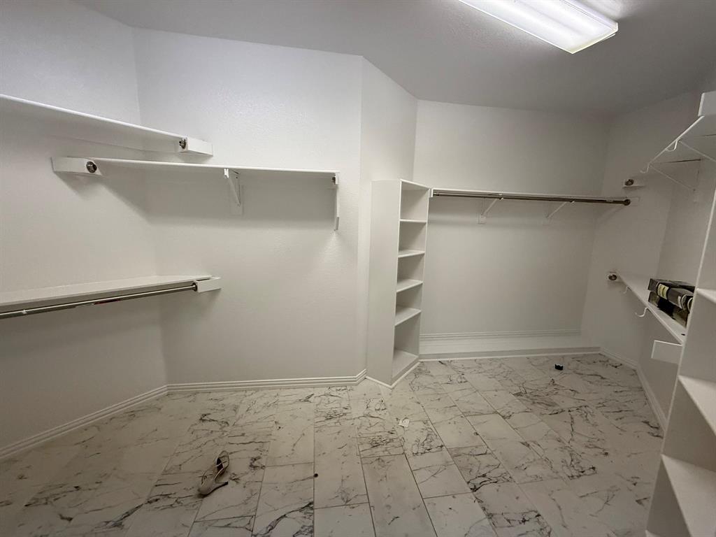 Creek Hollow Estates Ph V - Residential Lease