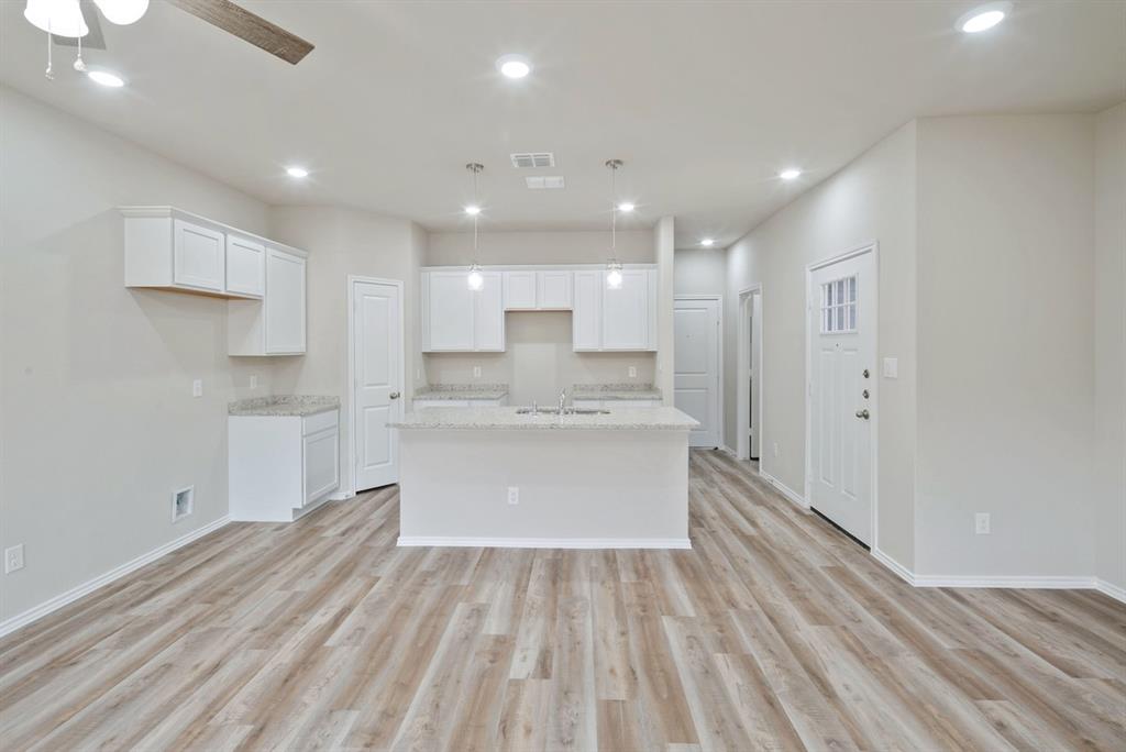 3501 E Renfro Street 101-102