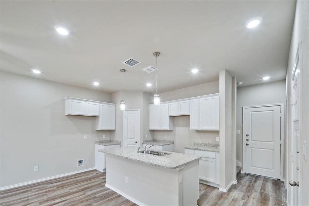 3501 E Renfro Street 101-102