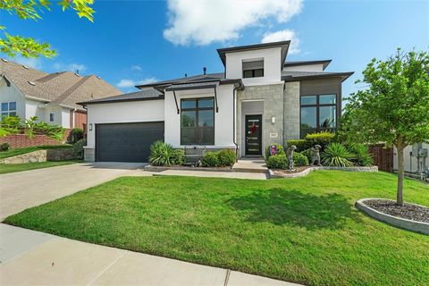 1833 Rolling Heights Lane Fort Worth TX 76008