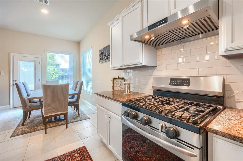 3512 Cooke Lane