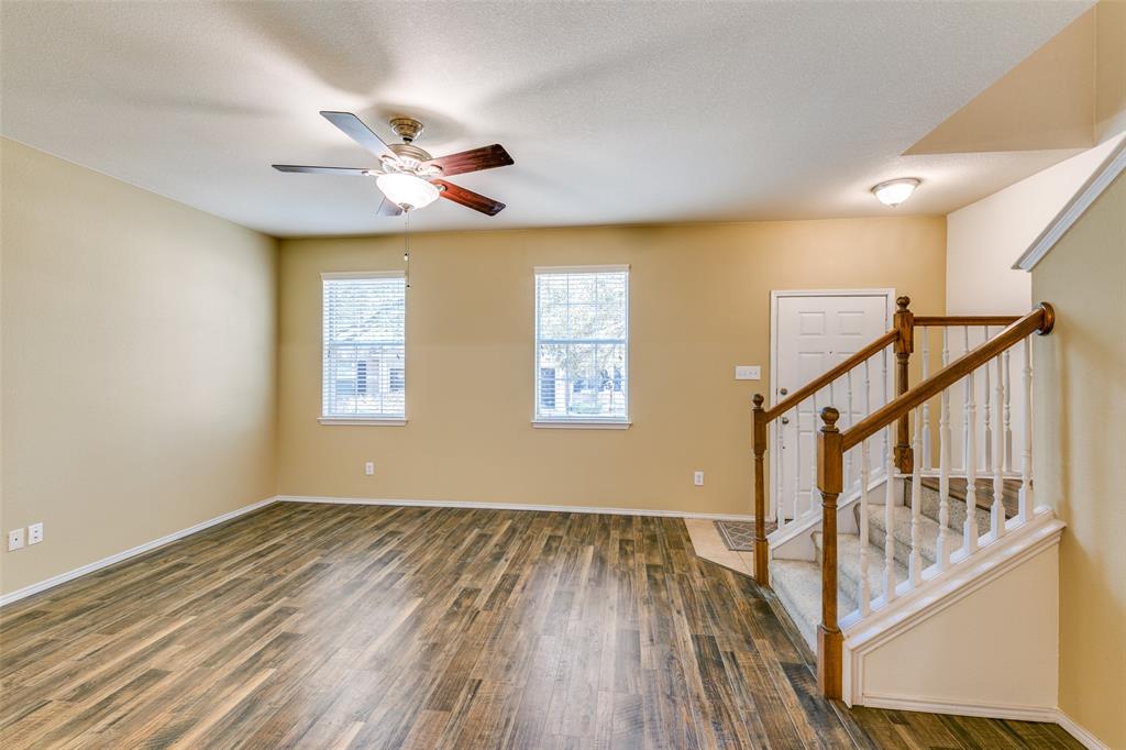 4008 Kyndra Circle