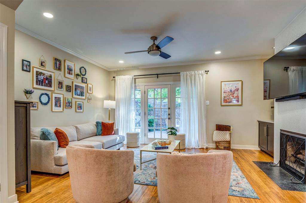 Cobblestone Square - Residential Lease