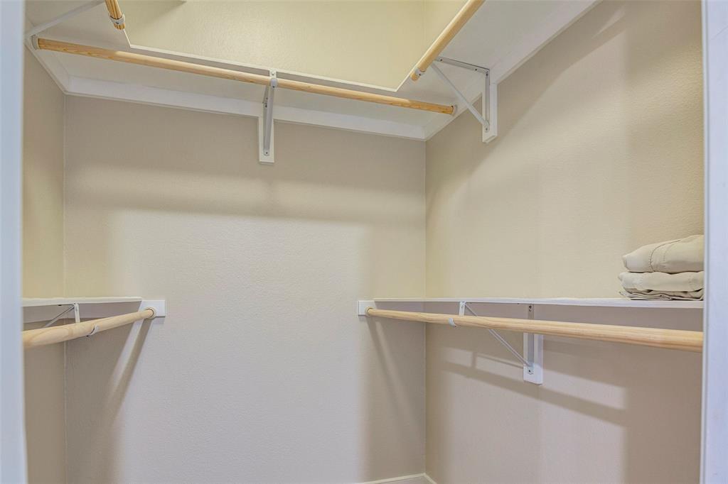 Cobblestone Square - Residential Lease