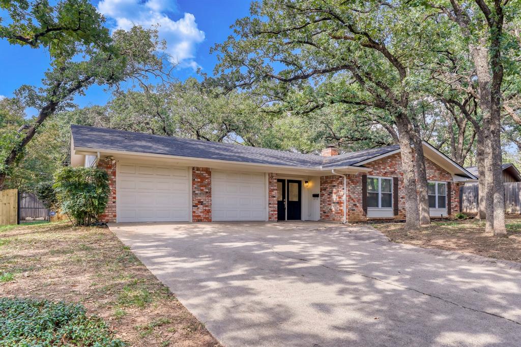 624 Hillview Drive