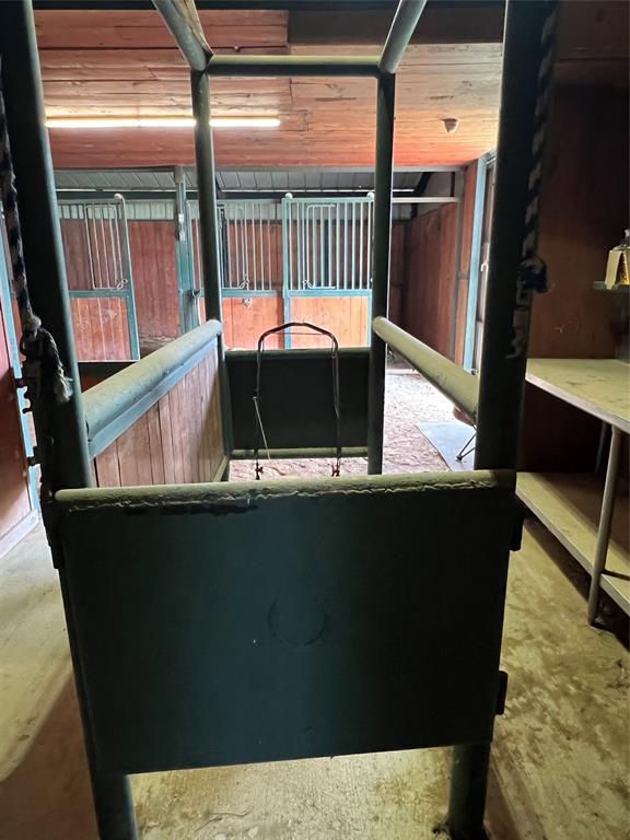 H.T. & B. RR. CO. SURVEY, ABSTRACT NO. 422 - Land