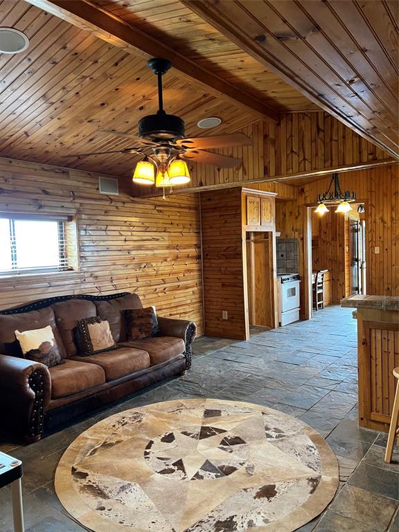 H.T. & B. RR. CO. SURVEY, ABSTRACT NO. 422 - Land