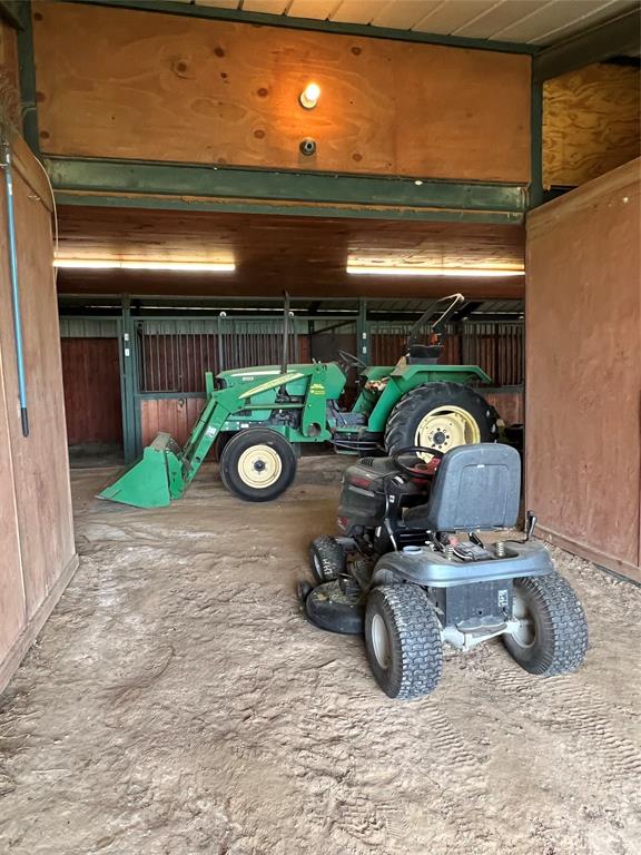 H.T. & B. RR. CO. SURVEY, ABSTRACT NO. 422 - Land