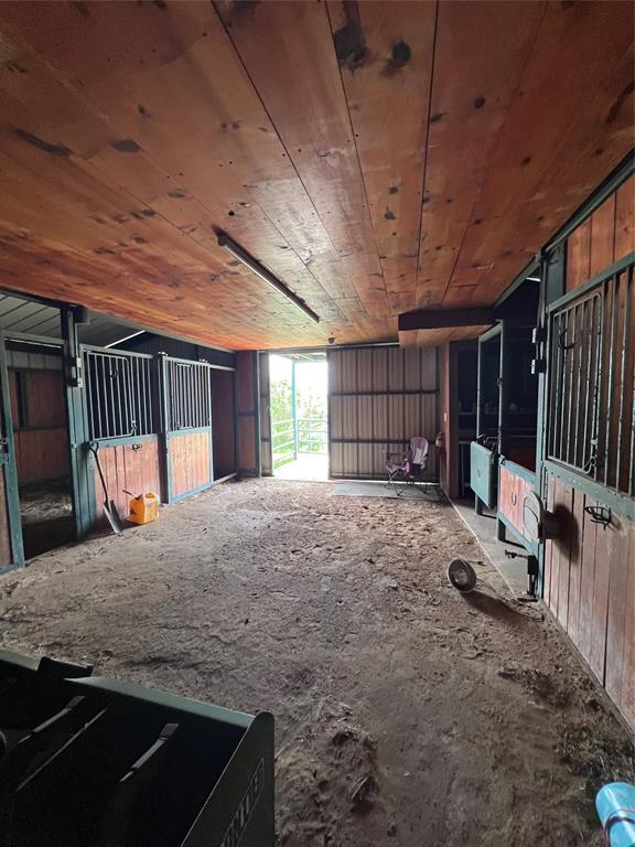 H.T. & B. RR. CO. SURVEY, ABSTRACT NO. 422 - Land