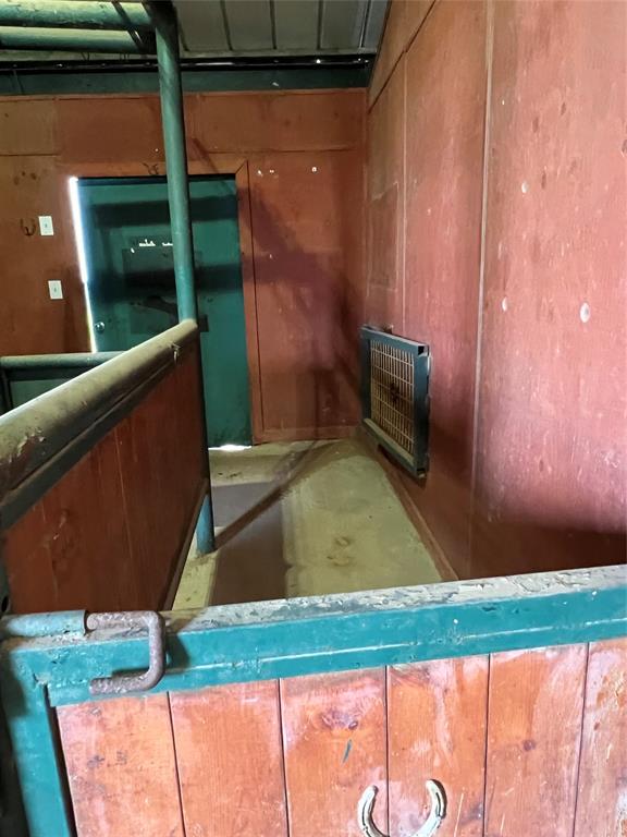 H.T. & B. RR. CO. SURVEY, ABSTRACT NO. 422 - Land