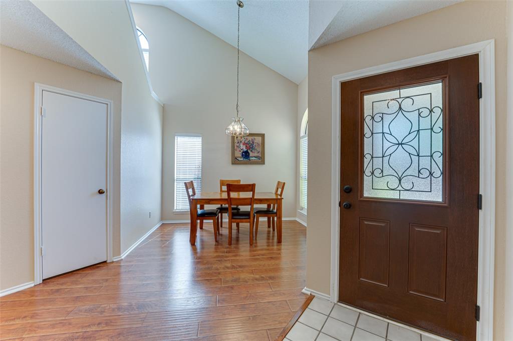 3817 Roman Court