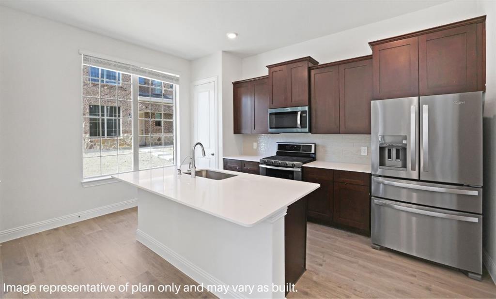 Mustang Square - Residential