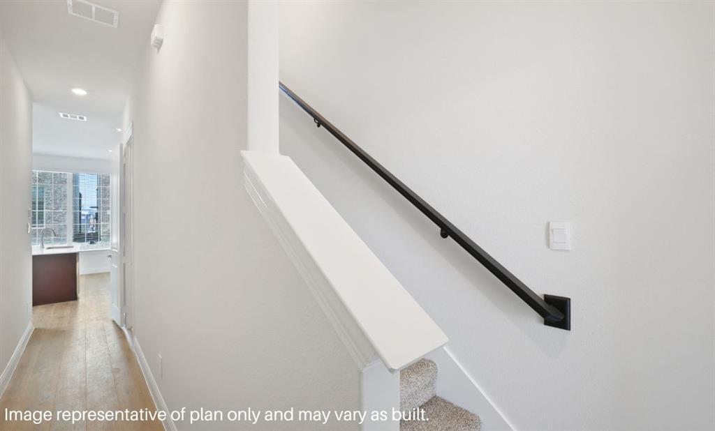 Mustang Square - Residential