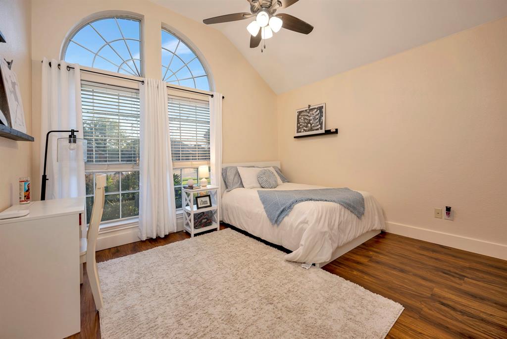 1084 Westgrove Drive