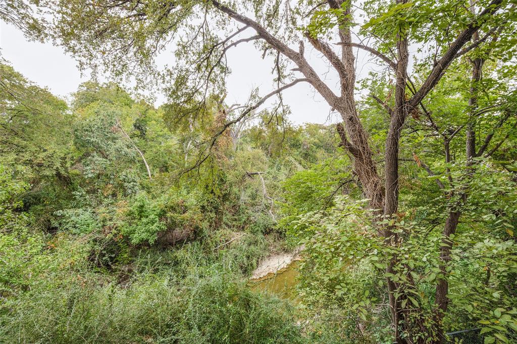 Woodlands 01 On Creek - Residential