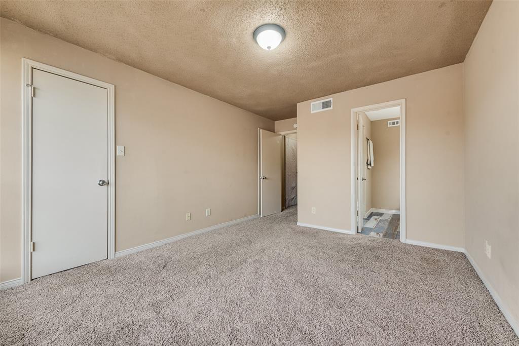 Woodlands 01 On Creek - Residential