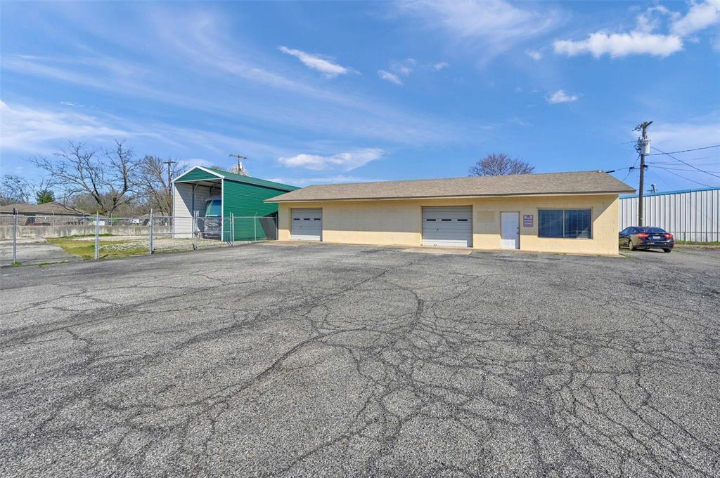 Mc Broom Add - Commercial Sale