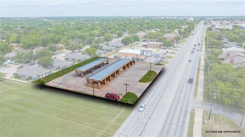 Photo of 550 N Judge Ely Boulevard, Abilene, TX 79601 (MLS # 21260317)
