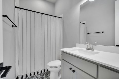 Tiny photo for 820 Red Tail Road, Waxahachie, TX 75167 (MLS # 21070293)